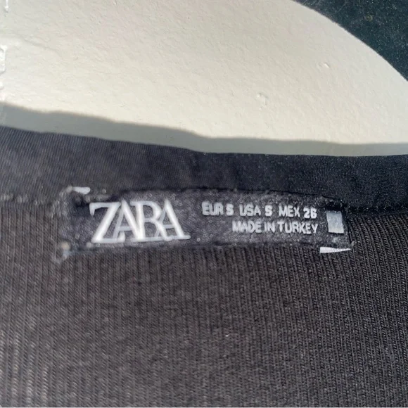 ZARA Black Quarter Sleeve Bodysuit Stretchy Comfy Closet Staple Essential Cute - Picture 4 of 5